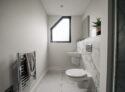 R750 bathroom